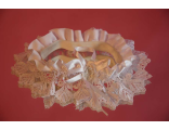 Свадебная подвязка белая кружева гладкий шелк украшена бантиком купить Москва фото цены салон сайт
